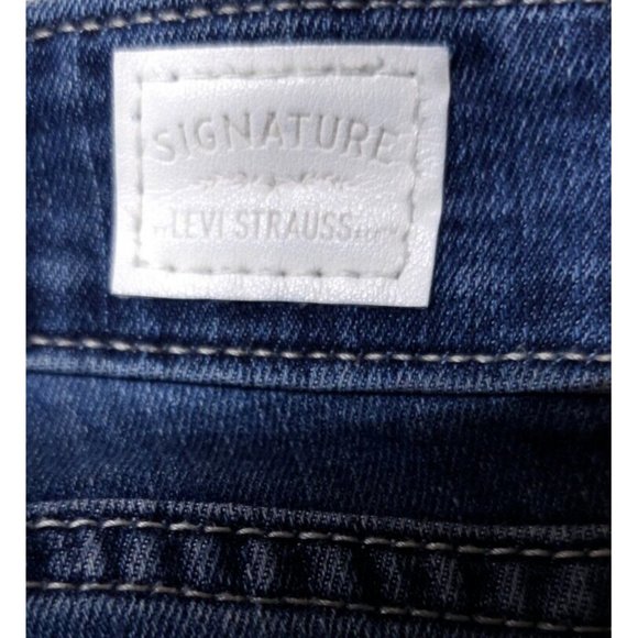 Signature Levi Strauss Womens 18 High Rise Medium Wash Skinny Denim Jeans 34X29 - Picture 11 of 12